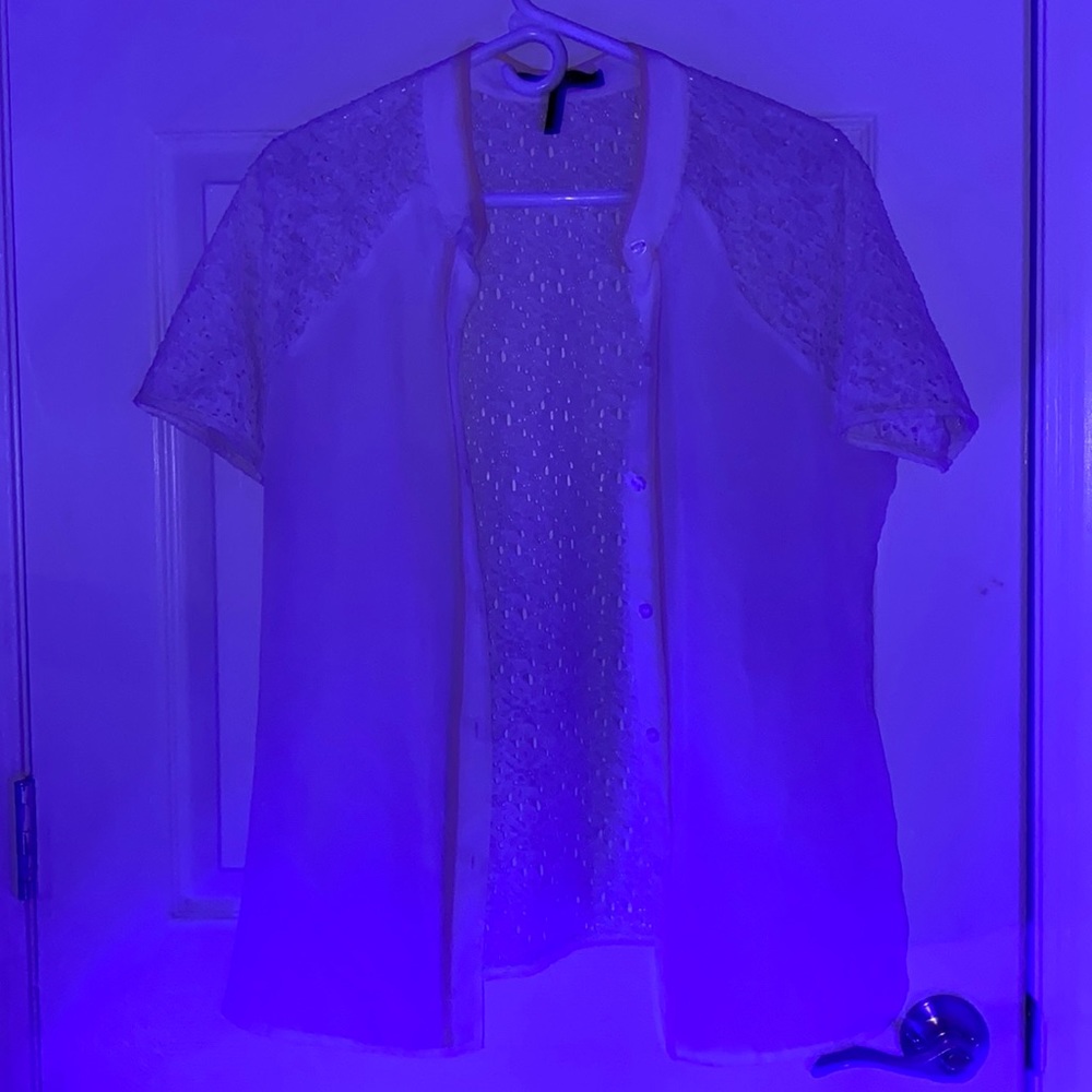size: medium brand: BCBG color: white and gold